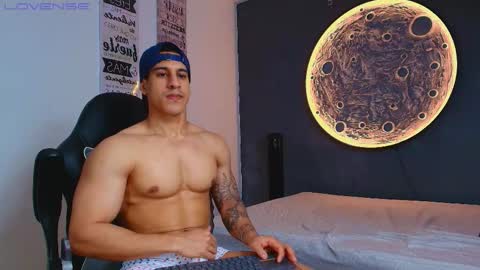 duran_dhikol1 online show from February 2026 01:56:02 AM