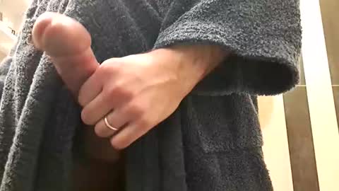 Duro per te.... Hard for U online show from February 2026 05:12:01 AM