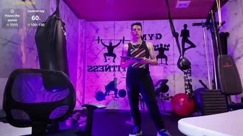 Dustin Sonne online show from September 2025 03:33:02 AM