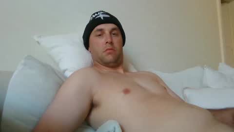 Snapshot of dustyroy09 chatting on January 2025 04:08:02 AM dustyroy09 online show from January 2025 04:08:02 AM