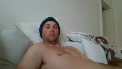 Snapshot of dustyroy09 chatting on November 2025 11:37:02 PM dustyroy09 online show from November 2025 11:37:02 PM