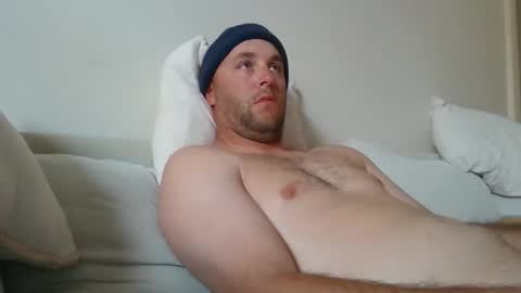 dustyroy09 online show from February 2026 10:53:01 PM