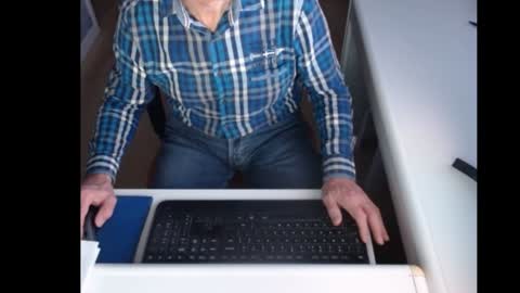 Snapshot of dutchpornking2 chatting on January 2025 07:49:02 AM dutchpornking2 online show from January 2025 07:49:02 AM