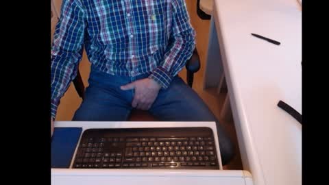Snapshot of dutchpornking2 chatting on January 2025 08:14:02 AM dutchpornking2 online show from January 2025 08:14:02 AM