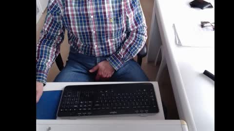 Snapshot of dutchpornking2 chatting on February 2025 11:28:02 AM dutchpornking2 online show from February 2025 11:28:02 AM