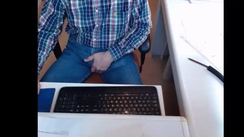 Snapshot of dutchpornking2 chatting on February 2025 10:44:02 AM dutchpornking2 online show from February 2025 10:44:02 AM