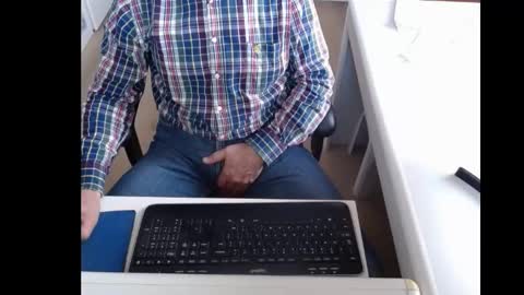 Snapshot of dutchpornking2 chatting on February 2025 08:09:01 AM dutchpornking2 online show from February 2025 08:09:01 AM
