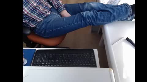 Snapshot of dutchpornking2 chatting on March 2025 11:51:01 AM dutchpornking2 online show from March 2025 11:51:01 AM