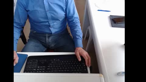 Snapshot of dutchpornking2 chatting on September 2025 07:46:01 AM dutchpornking2 online show from September 2025 07:46:01 AM