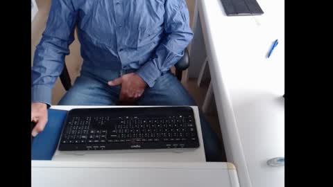 Snapshot of dutchpornking2 chatting on September 2025 07:35:02 AM dutchpornking2 online show from September 2025 07:35:02 AM