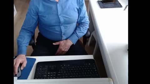Snapshot of dutchpornking2 chatting on May 2026 06:19:01 AM dutchpornking2 online show from May 2026 06:19:01 AM