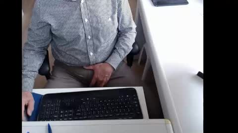 Snapshot of dutchpornking2 chatting on May 2026 07:03:01 AM dutchpornking2 online show from May 2026 07:03:01 AM