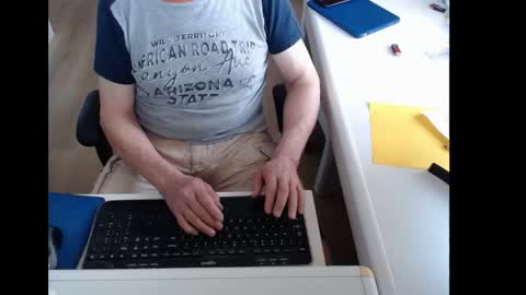 Snapshot of dutchpornking2 chatting on May 2026 06:20:01 AM dutchpornking2 online show from May 2026 06:20:01 AM