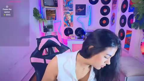 Snapshot of duulce_mia chatting on July 2026 11:29:02 AM duulce_mia online show from July 2026 11:29:02 AM