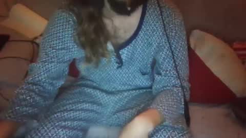 Snapshot of dv3nd3 chatting on October 2025 09:59:02 PM dv3nd3 online show from October 2025 09:59:02 PM