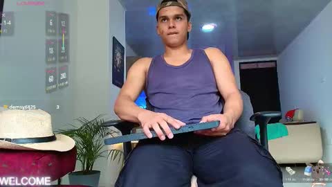 dwayne_brown online show from September 2025 02:17:01 PM