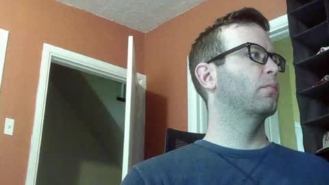 dweav240 online show from May 2026 02:45:01 PM