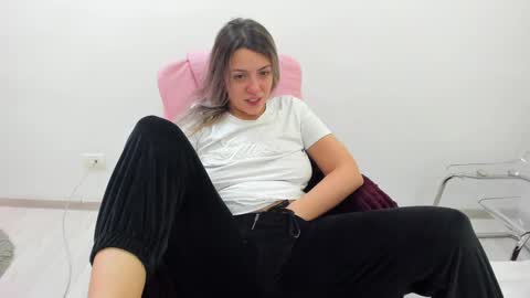 dayana online show from December 2024 02:45:02 AM