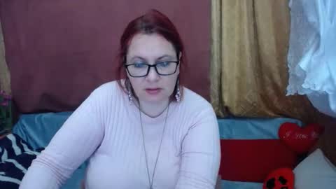 Snapshot of dyannelovee chatting on May 2026 06:13:01 PM Dyanne online show from May 2026 06:13:01 PM