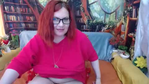 Snapshot of dyannelovee chatting on June 2026 03:05:01 PM Dyanne online show from June 2026 03:05:01 PM
