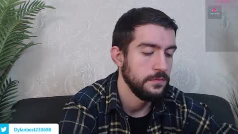 Snapshot of dylan_starxx chatting on December 2024 07:47:01 AM Dylan online show from December 2024 07:47:01 AM