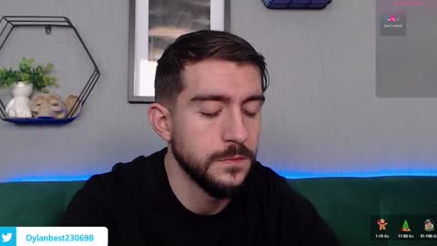 Snapshot of dylan_starxx chatting on December 2024 06:49:01 PM Dylan online show from December 2024 06:49:01 PM