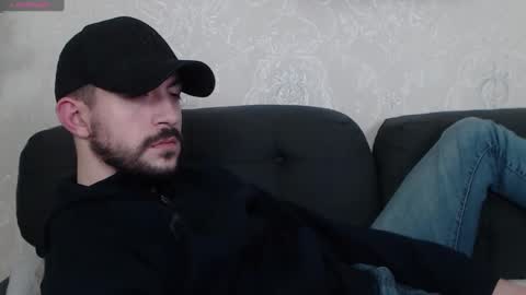 Snapshot of dylan_starxx chatting on January 2025 06:03:02 AM Dylan online show from January 2025 06:03:02 AM