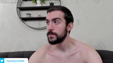 Dylan online show from December 2025 10:15:01 PM