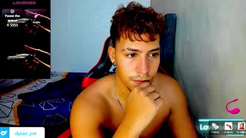 Snapshot of dylan_yvt chatting on April 2026 09:02:01 PM yohe online show from April 2026 09:02:01 PM