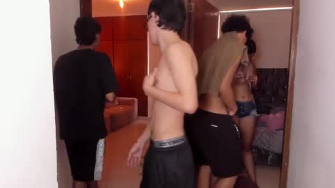 Mod Dylan Lilith Alan and  Drake online show from January 2025 05:01:01 PM