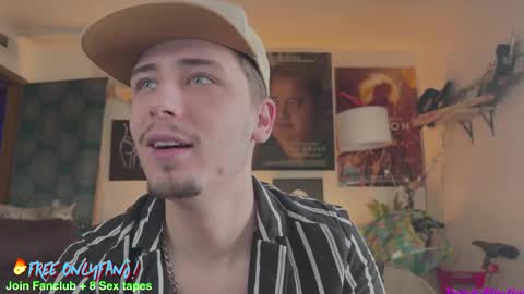 Snapshot of dylandaniel69 chatting on February 2025 01:50:02 PM Dylan Daniel 7.8 online show from February 2025 01:50:02 PM