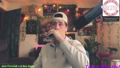 Snapshot of dylandaniel69 chatting on March 2025 07:58:02 PM Dylan Daniel 7.8 online show from March 2025 07:58:02 PM