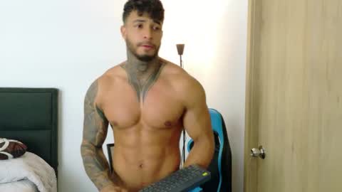 Snapshot of dylanrivera_ chatting on August 2026 01:40:02 AM Dylan Rivera online show from August 2026 01:40:02 AM