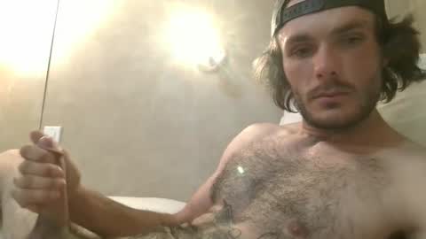 Snapshot of dylp400 chatting on December 2024 11:44:02 AM dylp400 online show from December 2024 11:44:02 AM