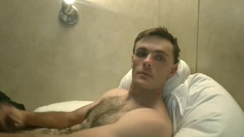 Snapshot of dylp400 chatting on December 2024 02:05:02 PM dylp400 online show from December 2024 02:05:02 PM