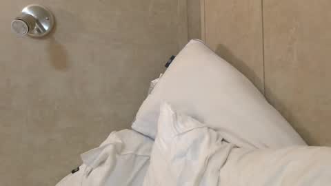 Snapshot of dylp400 chatting on February 2025 02:32:02 PM dylp400 online show from February 2025 02:32:02 PM