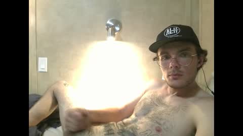 Snapshot of dylp400 chatting on March 2025 02:50:01 AM dylp400 online show from March 2025 02:50:01 AM