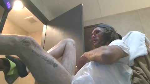 Snapshot of dylp400 chatting on October 2025 09:31:01 AM dylp400 online show from October 2025 09:31:01 AM