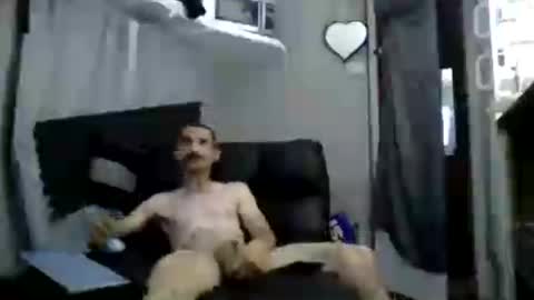 Snapshot of dzznutzz9 chatting on July 2026 04:18:01 AM dzznutzz9 online show from July 2026 04:18:01 AM