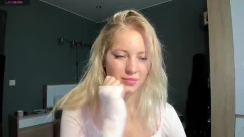 fansly - yourbestbaby online show from March 2025 07:05:02 AM