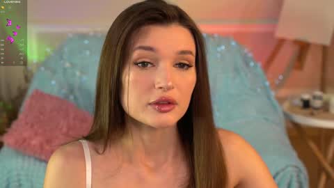 Snapshot of e_vvv_a chatting on December 2024 03:30:01 PM Eva online show from December 2024 03:30:01 PM