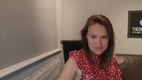 Nadia Ferreira  online show from June 2026 08:55:02 PM
