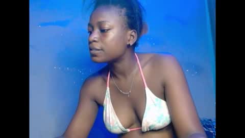 Snapshot of eatuupx chatting on December 2025 09:47:02 AM eatuupx online show from December 2025 09:47:02 AM