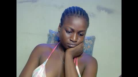 eatuupx online show from December 2025 05:02:01 AM