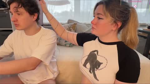 Custom content and video calls are available as well  online show from February 2026 07:51:02 AM