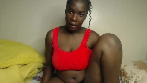 Snapshot of ebbonydream chatting on April 2026 08:50:01 PM ebbonydream online show from April 2026 08:50:01 PM