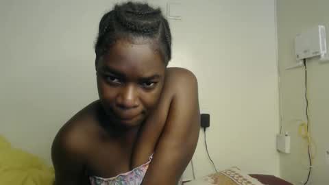 Snapshot of ebbonydream chatting on April 2026 05:45:02 AM ebbonydream online show from April 2026 05:45:02 AM