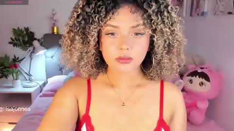 Snapshot of ebony_curly2 chatting on June 2026 08:18:01 PM isa online show from June 2026 08:18:01 PM