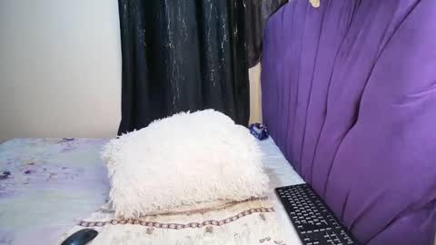 Snapshot of ebony_desire1 chatting on March 2026 09:09:02 AM Desire online show from March 2026 09:09:02 AM