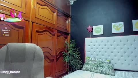 Snapshot of ebony_katterin chatting on April 2026 11:09:01 AM ebony_katterin online show from April 2026 11:09:01 AM
